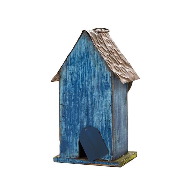 Birdhouse with Leaves